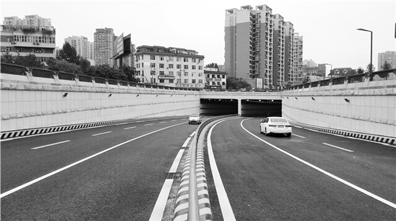 成都红星路南延线下穿中和老场镇段隧道正式通车.资料图